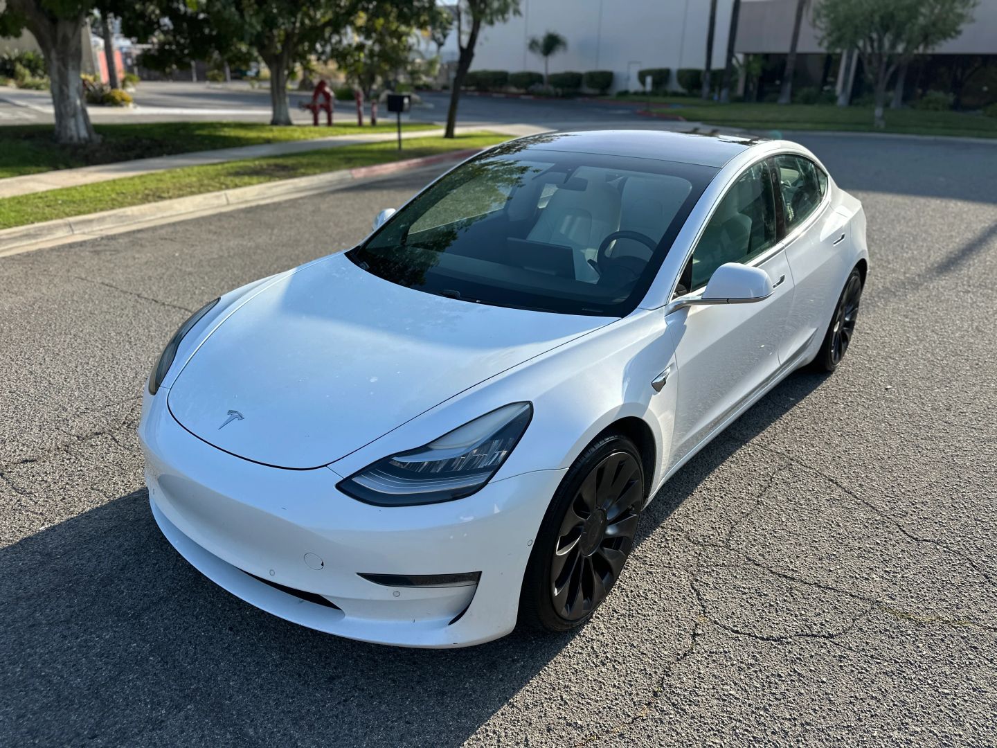 tesla model 3 2018 5YJ3E1EA4JF044558 image tesla model 3 2018 5YJ3E1EA4JF044558 image